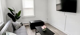 Bright 2BR by Boston Waterfront
