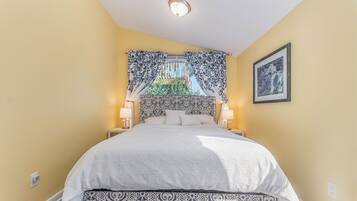 3 chambres, lit parapluie, Wi-Fi, draps fournis