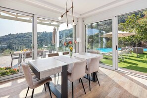 Villa (3 Bedrooms) | Interior