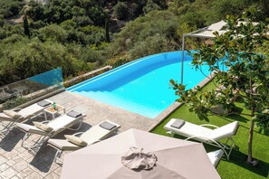 Villa (3 Bedrooms) | Exterior