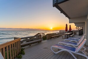 Terrace/patio - Oceanfront Family Getaway | BBQ | Outdoor Seating (Oceanside)