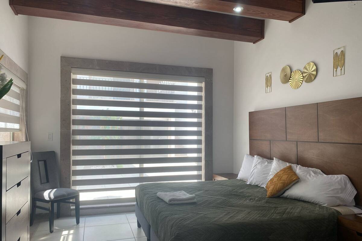 Deluxe Room | In-room safe, blackout curtains, iron/ironing board (on request)
