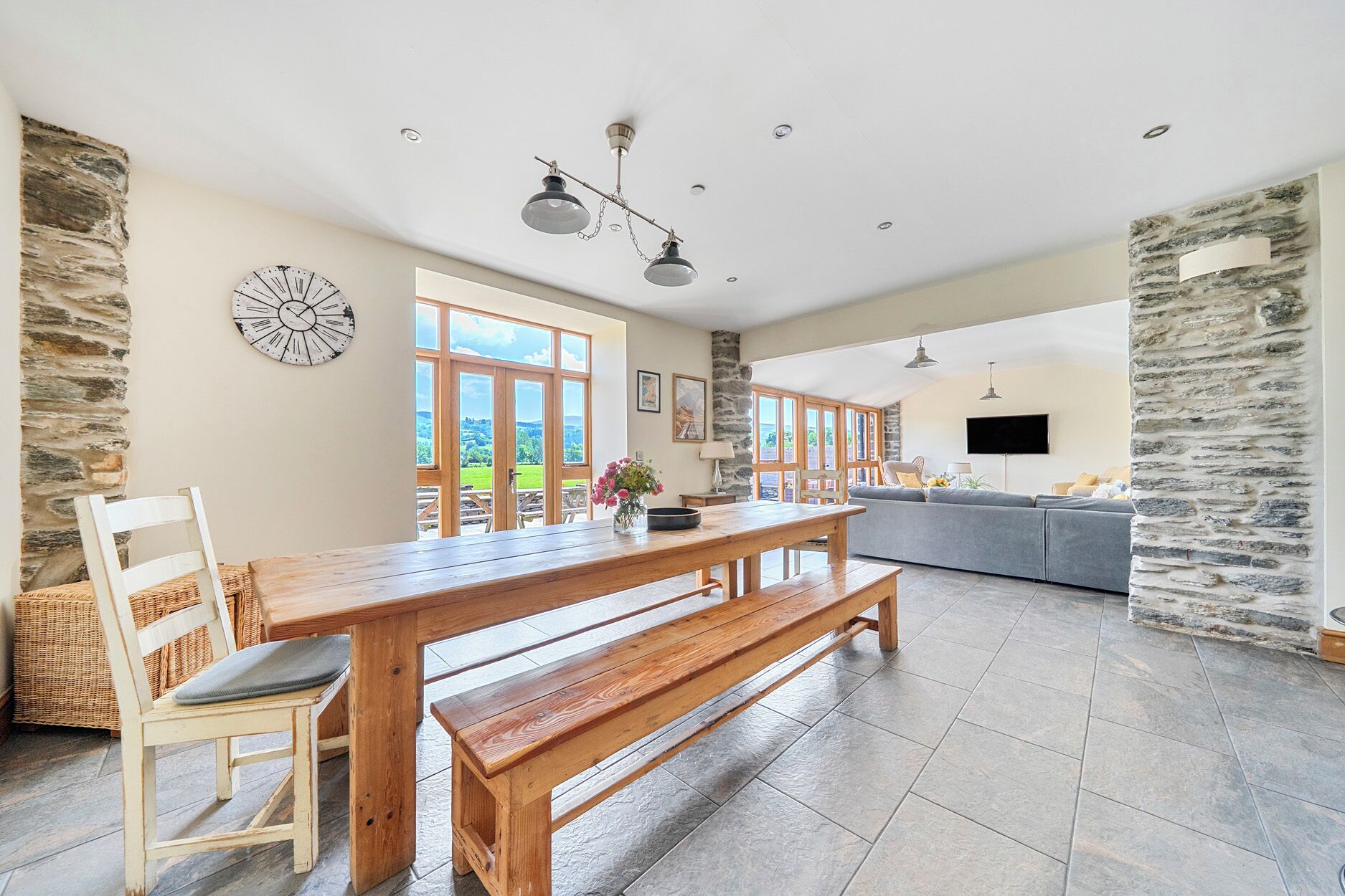 Cottage | Dining