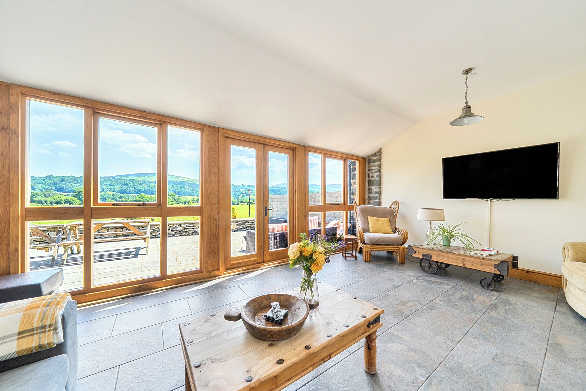 Cottage | Living area
