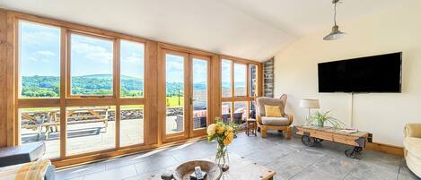 Cottage | Living area