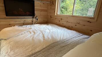 1 間睡房、床單