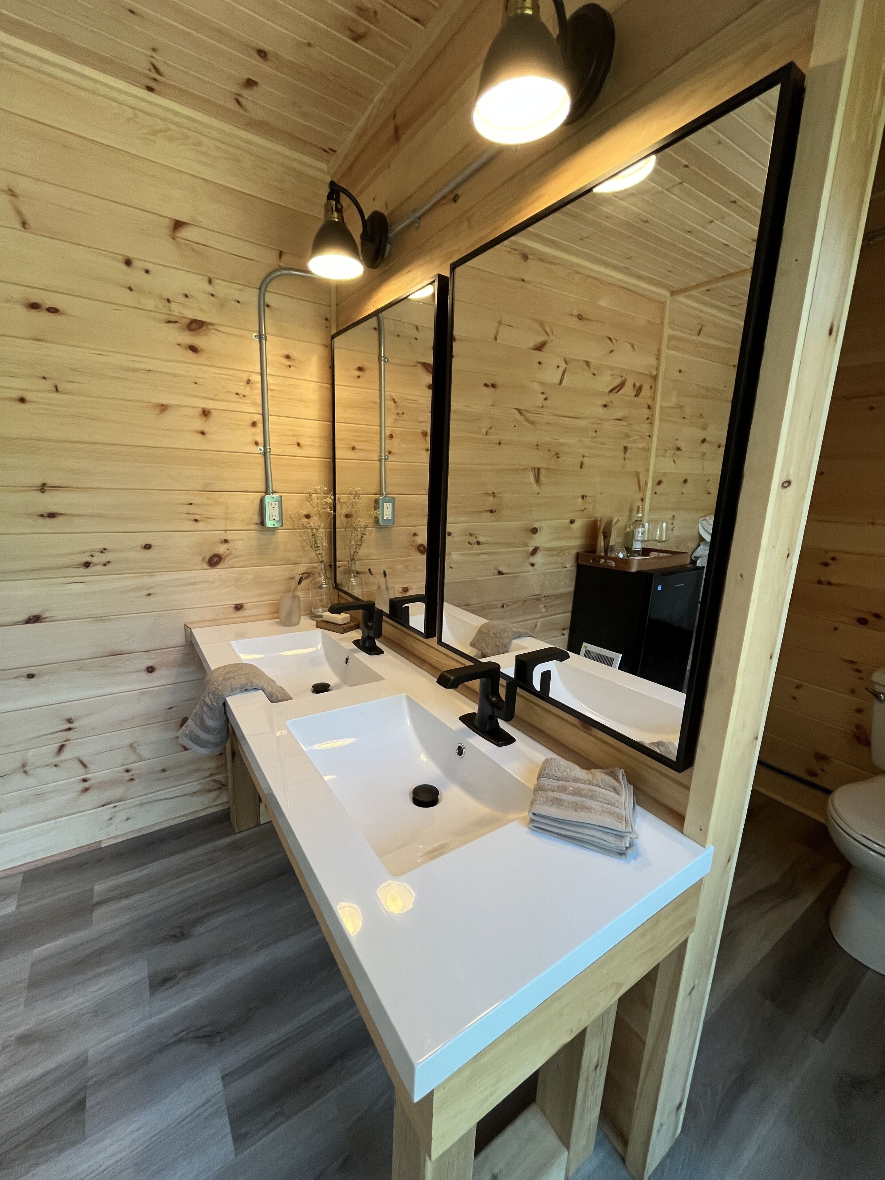 Shower, towels, soap, toilet paper