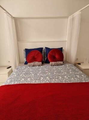 1 soveværelse, sengetøj