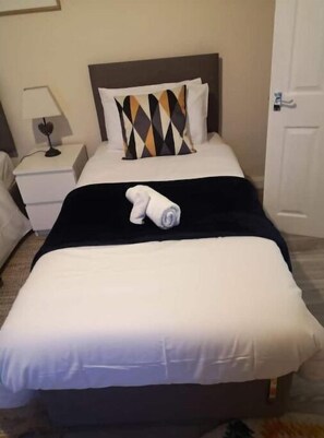 2 bedrooms - Garnet House
(Leeds)