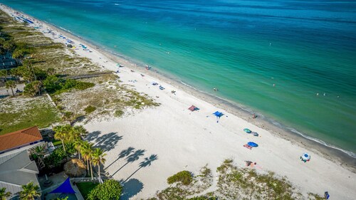 Beach Boutique - Sunset Suite Unit 1