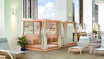 Hồ bơi ngoài trời, lều miễn phí