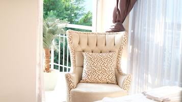 Skrivbord, strykjärn/strykbräda, gratis wi-fi och sängkläder