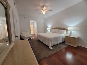 3 chambres, fer et planche Ă repasser, lit parapluie, Wi-Fi gratuit