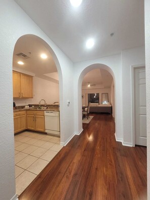 Interior - Cerca A Disney Espacioso Apto-resort Disfruta Como LA Comodidad DE TU Hogar (Kissimmee)