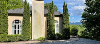 Elegant Italian Villa Smoky Mt