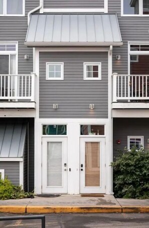 Exterior detail - Midtown Modern - an urban condo walkable to restaurants, shopping, and the bay (Traverse City)