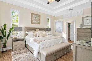 3 bedrooms, desk, iron/ironing board, free WiFi - A NAPLES STUNNER! HIGHLY Sought 3/2 Pool/Spa/Lake Home, Fully Stocked, New Furn. (Naples)