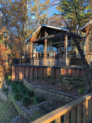 Happy Hill, Lake Gladewater.

