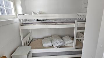 3 dormitorios, Internet, ropa de cama