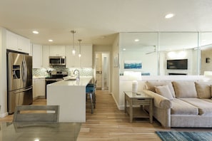 Condo, 1 King Bed with Sofa bed, Pool Access, Garden View (E108) | Living area