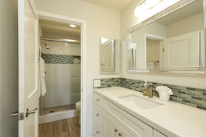 Bathroom -  Oceanside Beach Condos  (Oceanside)