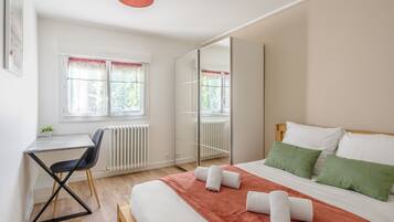 4 bedrooms, free WiFi, bed sheets