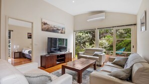 Smart-TV, stereoanlegg, kontorer og PC-skjermer