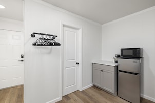 高档床上用品、免费 WiFi、床单