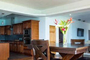 Dining - Catappa Condo B1:1A (Morne Rouge)