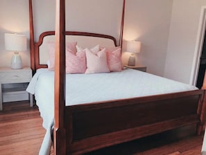 4 bedrooms, iron/ironing board, travel cot, free WiFi
