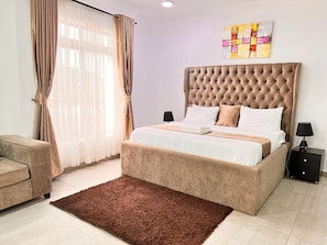 Apartment, Multiple Beds | 3 bedrooms, free WiFi, bed sheets - Impeccable 3bed Apartment in Victoria Island Lagos (Lagos)