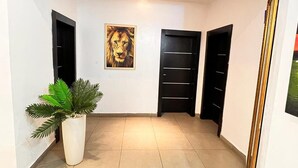 Unclassified image, 3 of 25, button - Impeccable 3bed Apartment in Victoria Island Lagos (Lagos)