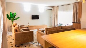 Apartment, 2 Queen Beds | Interior - Captivating 2-bed Apartment in Lagos (Lagos)