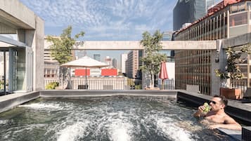 Rooftop pool