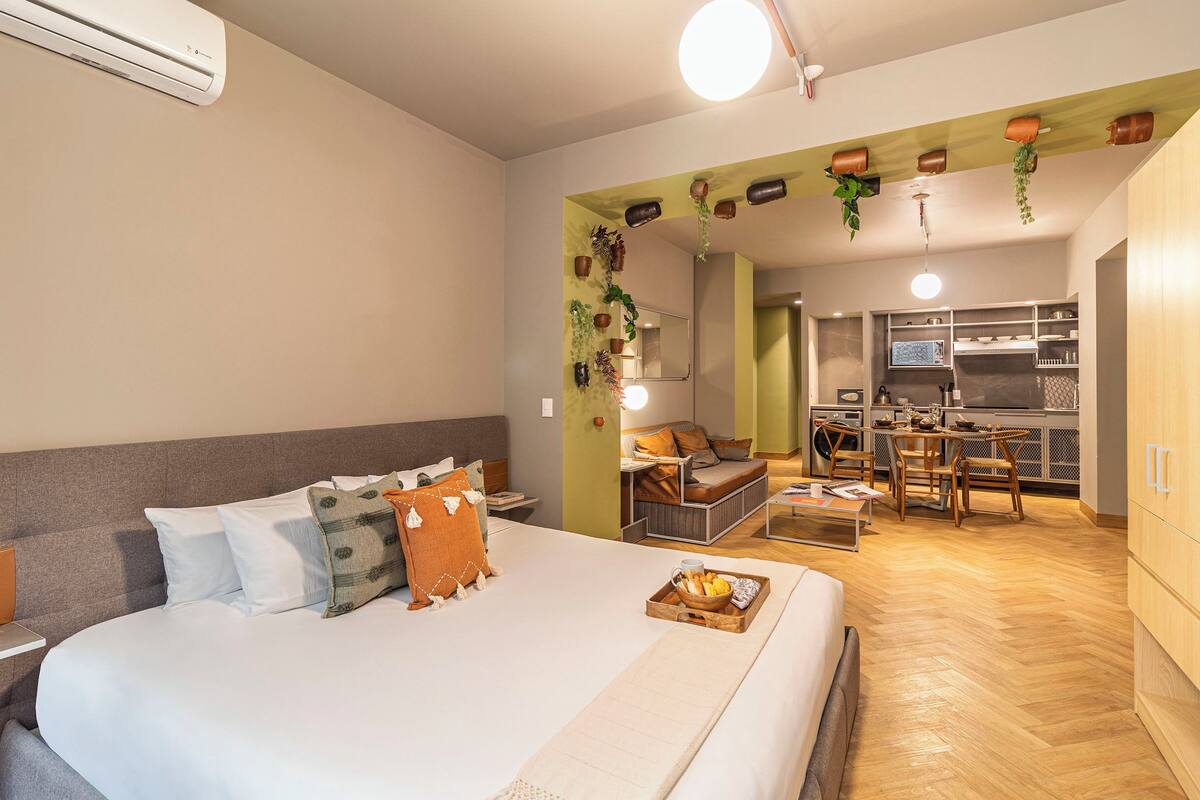 Apartment, 1 Bedroom, Balcony | 1 bedroom, hypo-allergenic bedding, down duvets, in-room safe