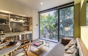 Living area - Kukun Londres Juárez (Mexico City)