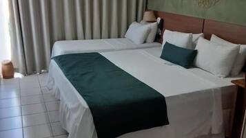 Minibar, in-room safe, free WiFi, bed sheets