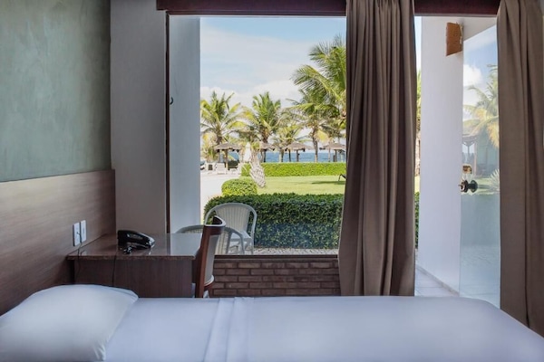 Superior szoba két külön ággyal, 2 egyszemélyes ágy, kilátással a tengerre | Minibár, széf a szobában, ingyenes wifi és ágynemű