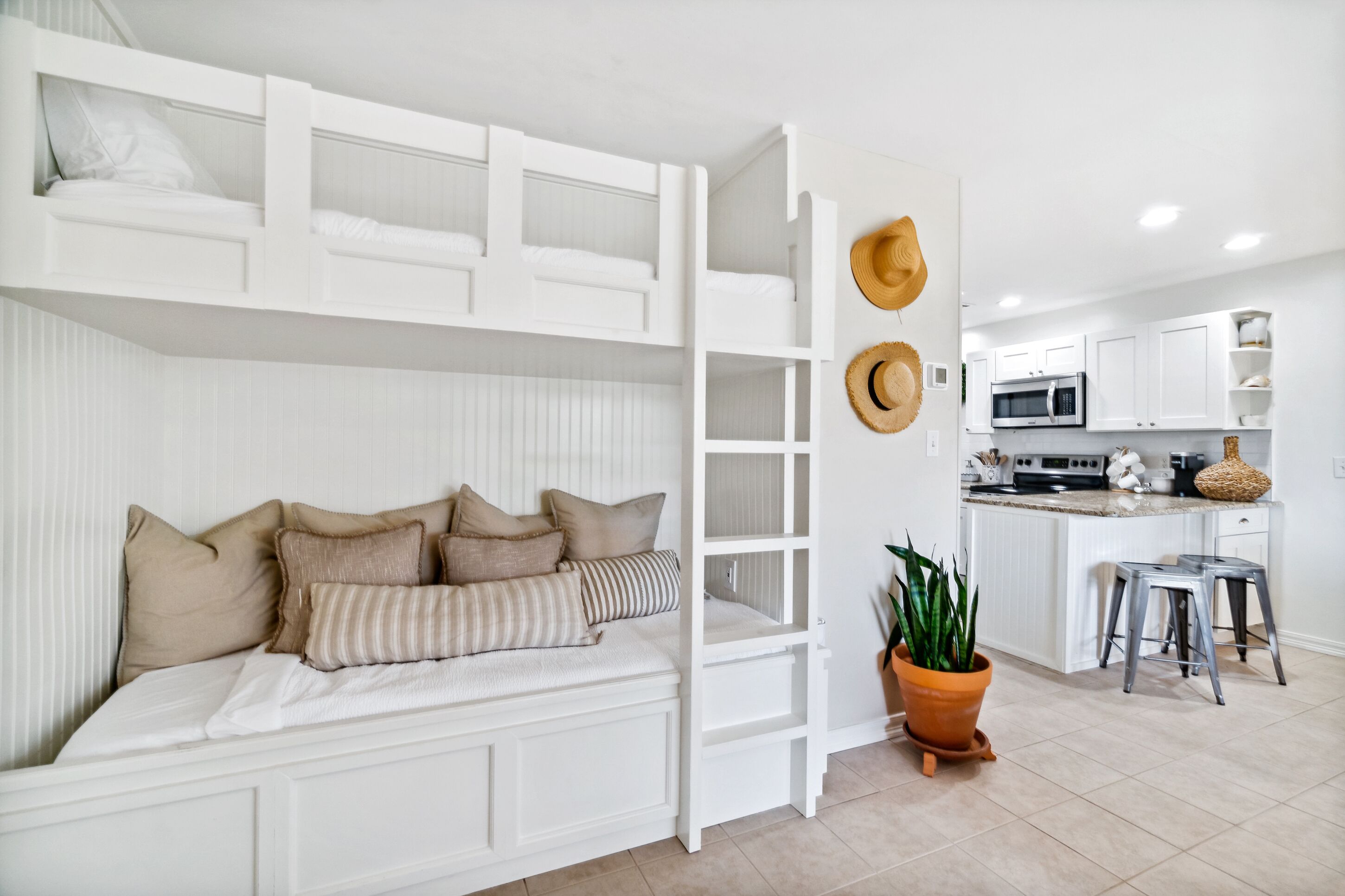 Condo, 1 Bedroom, Resort View | Extra beds