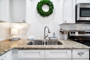 Condo, 1 Bedroom, Resort View | Private kitchen | Full-size fridge, microwave, oven, stovetop