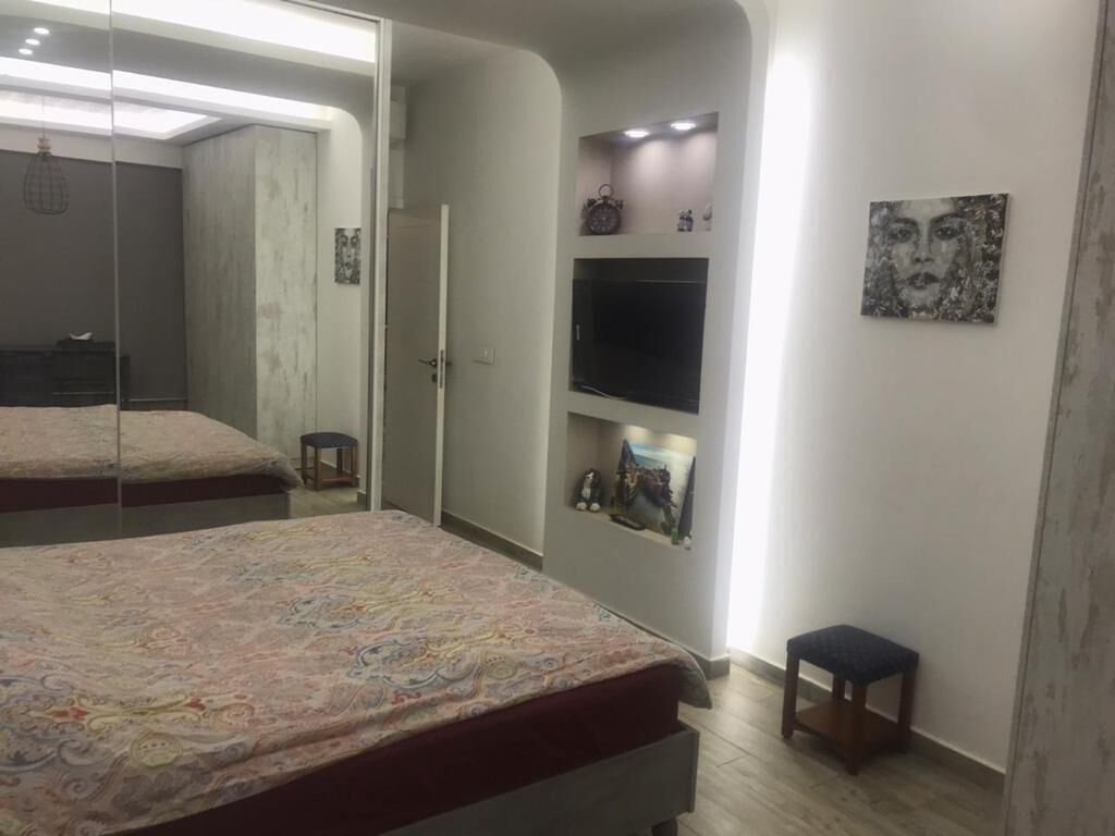 Apartment, 2 Bedrooms, Accessible, Smoking | 3 bedrooms