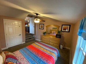 1 bedroom, desk, iron/ironing board, free WiFi