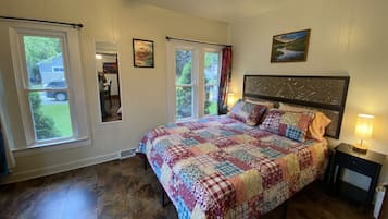 2 chambres, bureau, fer et planche à repasser, Wi-Fi gratuit