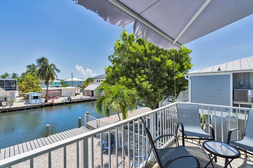 Dockside Daydream: Where ocean breezes meet unforgettable Keys adventures