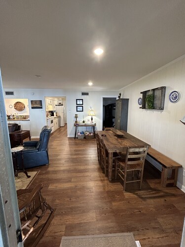 Waterfront get away retreat! Plenty of fishing opportunities