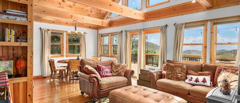 Smart-tv och eldstad