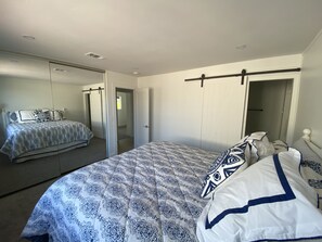 3 soverom, strykejern/-brett, wi-fi (inkludert) og sengetøy