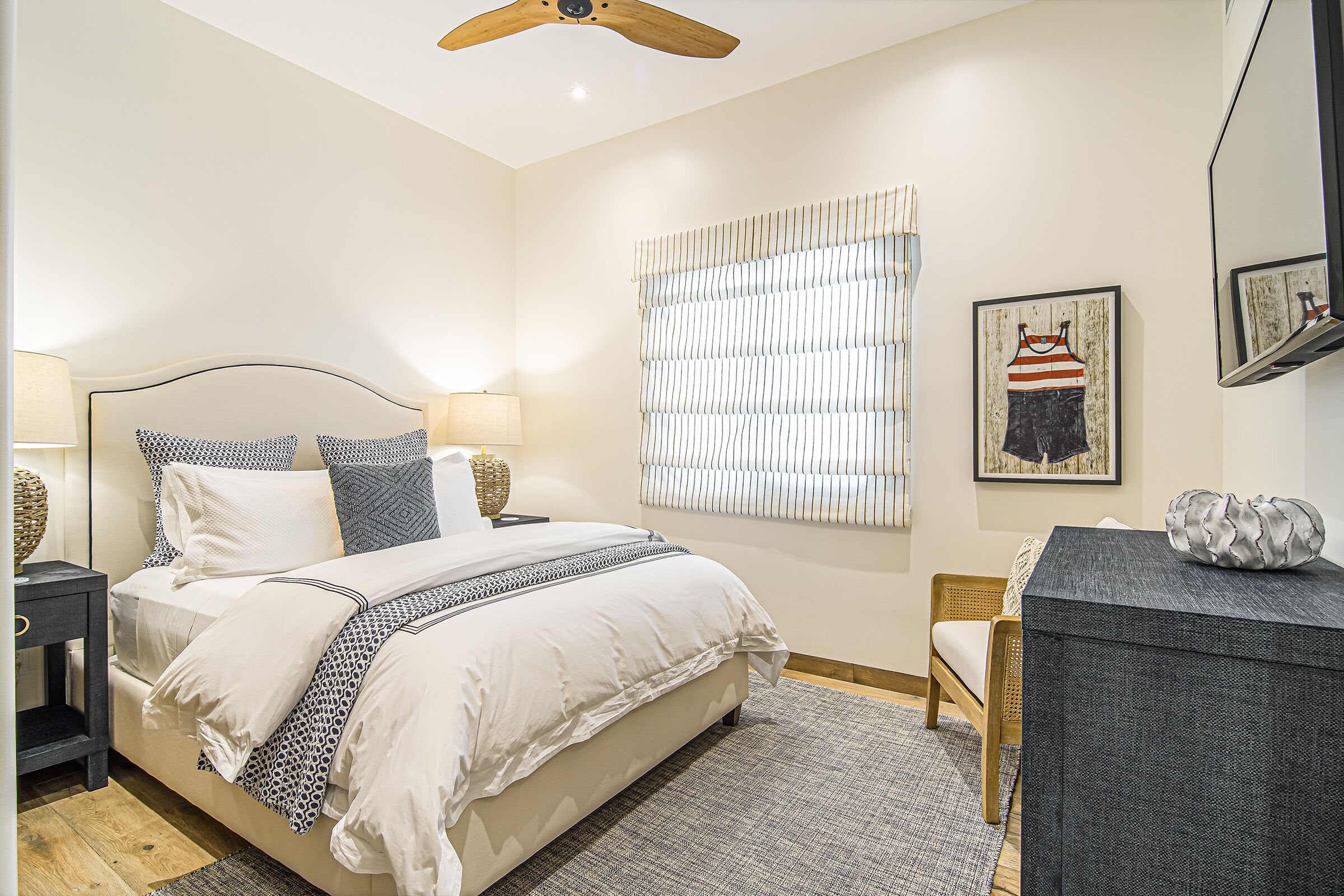 2 bedrooms, iron/ironing board, WiFi (free), bed sheets