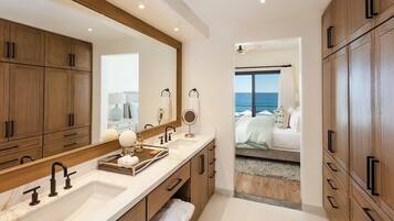 3 makuuhuonetta, silitysrauta/-lauta, ilmainen Wi-Fi, vuodevaatteet