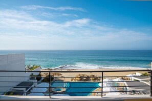 Property grounds - Oceanfront 2bd penthouse (San José del Cabo)